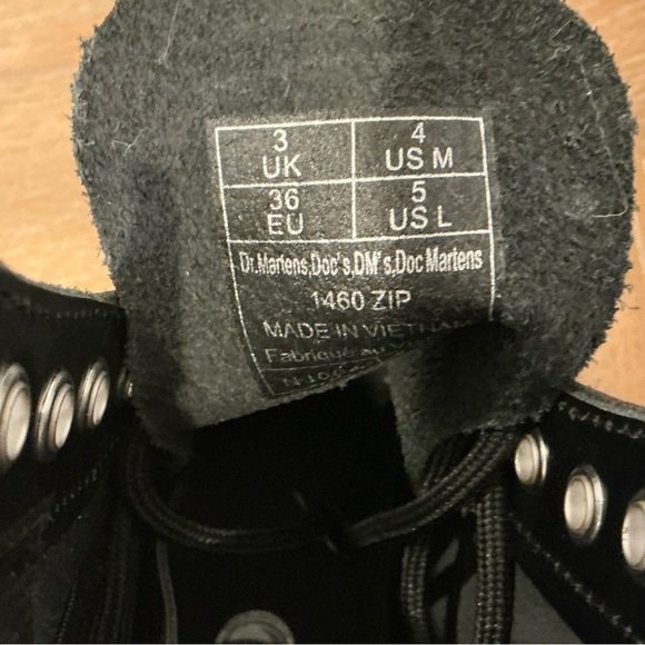 Dr Martens 1460 Lace-Up Boot - Picture 8 of 8